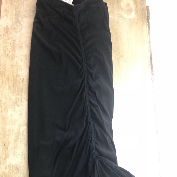 NWOT black skirt - Picture 4 of 5